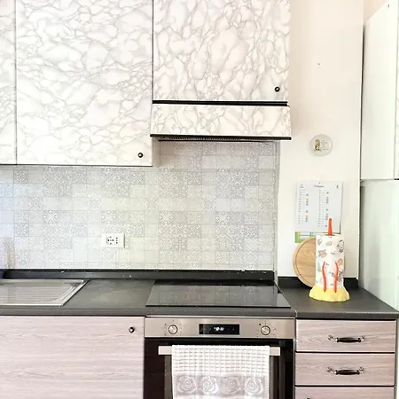 Apartman P067 - Porto Recanati, Grazioso Bilocale Con Posto Auto Porto Recanati